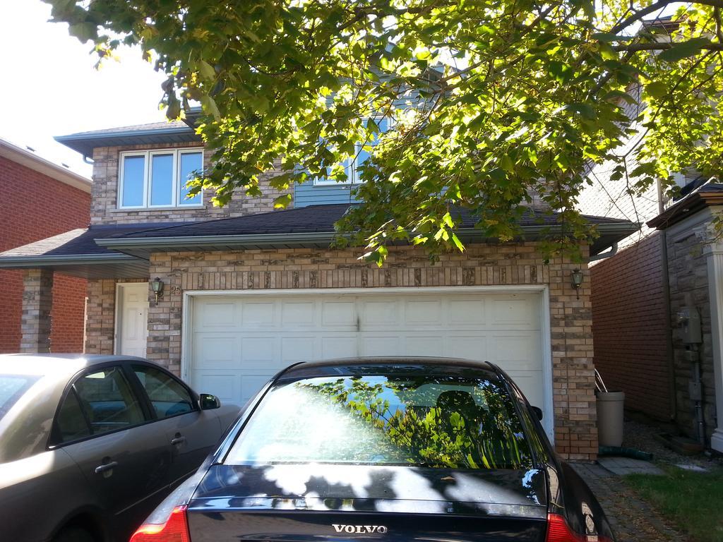 Maria'S Homestay Thornhill Exterior photo